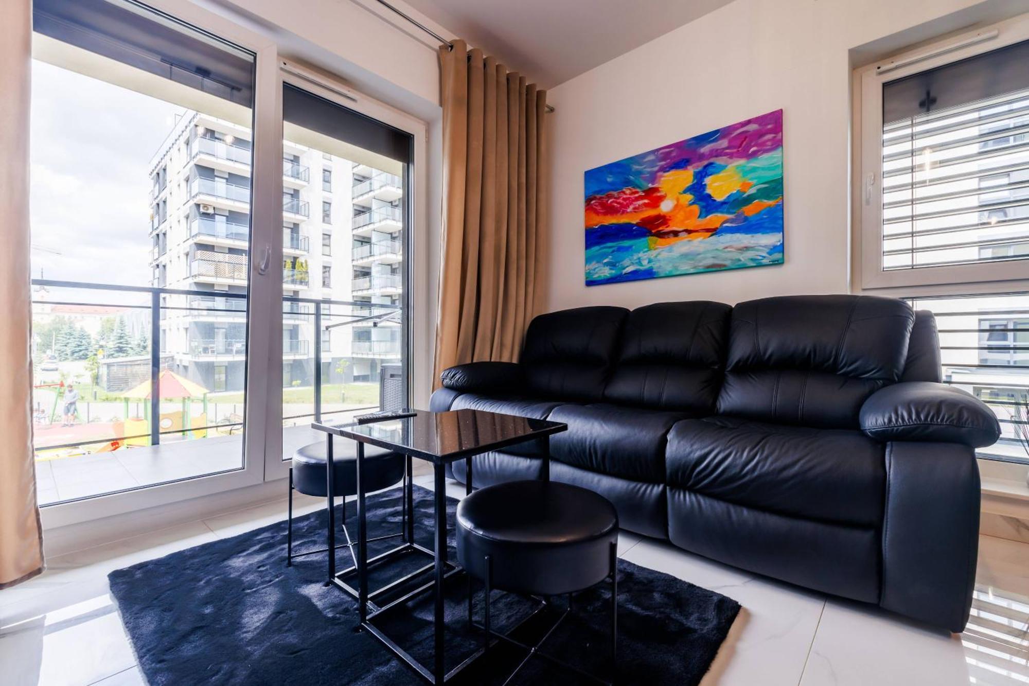 Luxury Apartment With Spa Bath- City Centre, Free Parking Rzeszow Ngoại thất bức ảnh