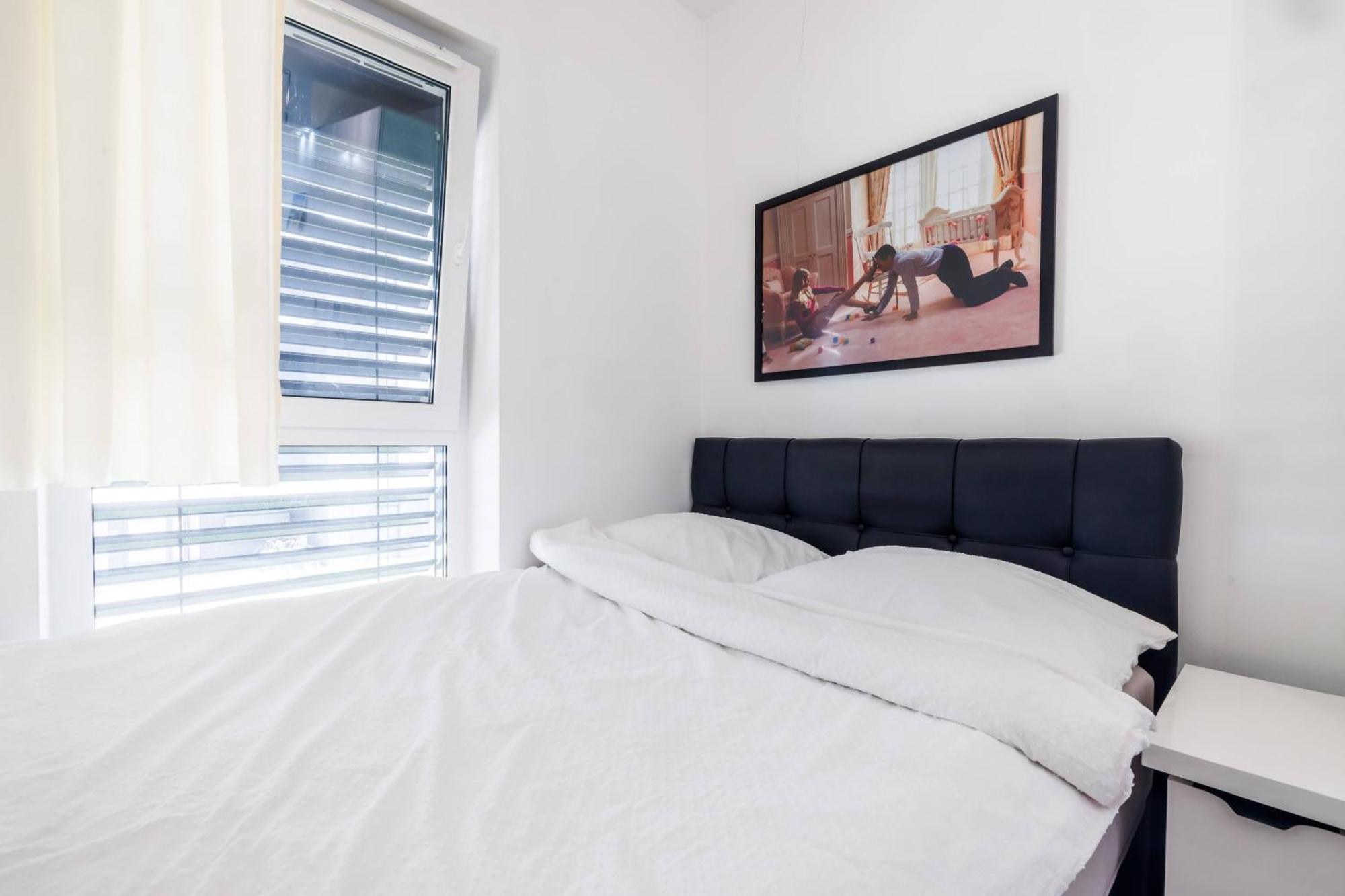 Luxury Apartment With Spa Bath- City Centre, Free Parking Rzeszow Ngoại thất bức ảnh
