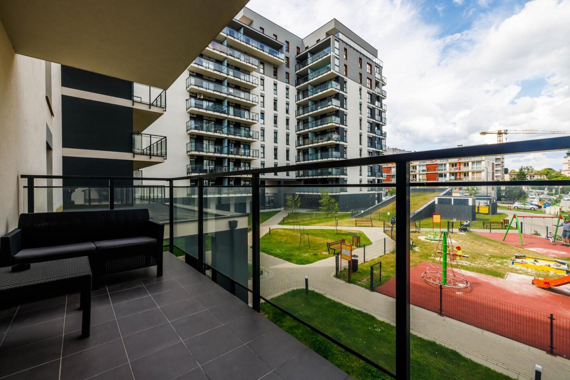 Luxury Apartment With Spa Bath- City Centre, Free Parking Rzeszow Ngoại thất bức ảnh