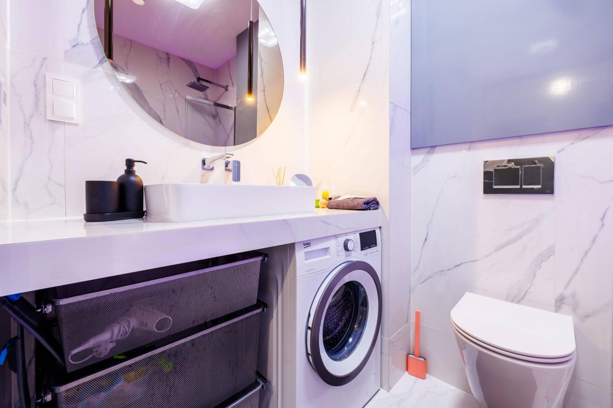 Luxury Apartment With Spa Bath- City Centre, Free Parking Rzeszow Ngoại thất bức ảnh